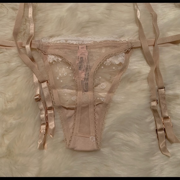 New $94 VICTORIAS SECRET Champagne Ivory Lace PANTY & GARTER BELT Set - Picture 5 of 10